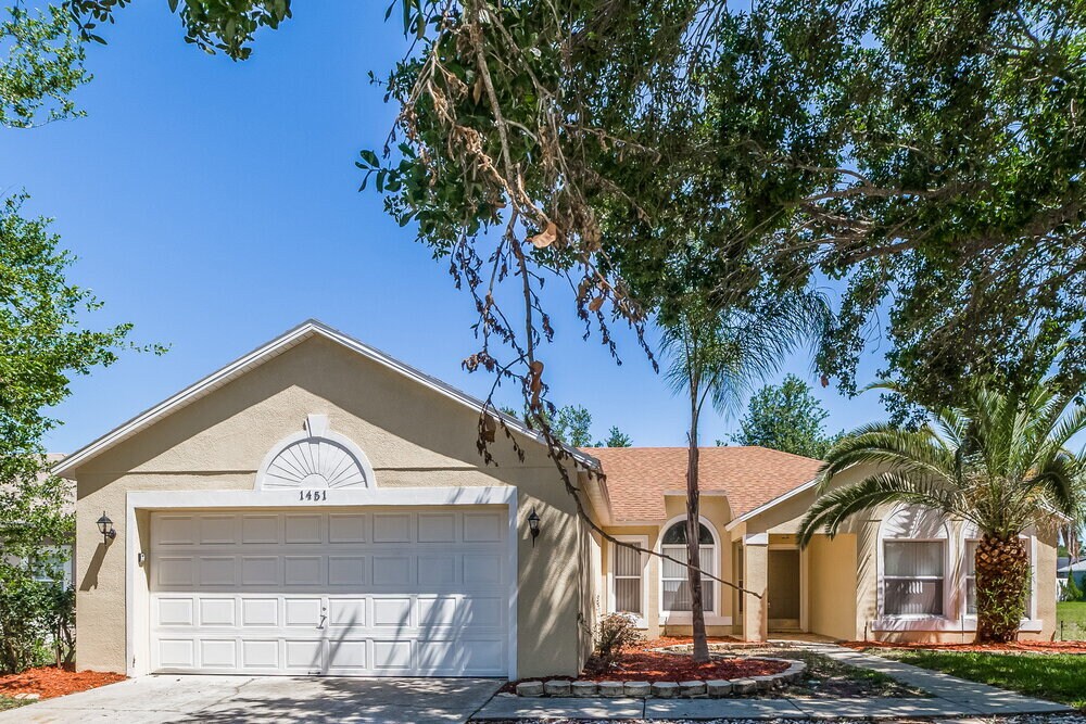 1451 Stoneywood Way in Apopka, FL - Building Photo
