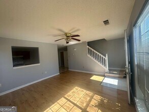 471 Eagles Crossing Cir in Riverdale, GA - Building Photo - Building Photo