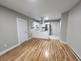 280-290-290 Garden St, Unit 4F in Hartford, CT - Building Photo