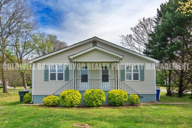 1236 N Concord Rd in Chattanooga, TN - Building Photo