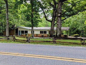 4254 Asbury Church Rd in Lincolnton, NC - Building Photo - Building Photo
