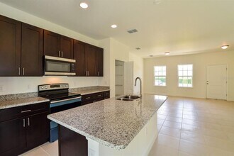 13755 SW 47th Cir in Ocala, FL - Building Photo - Building Photo