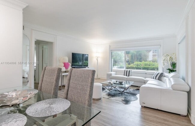 property at 286 Bal Bay Dr