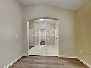 8373 Swanton Ln in Jacksonville, FL - Building Photo - Building Photo