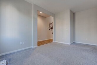 12847 Slipknot St in Las Vegas, NV - Building Photo - Building Photo