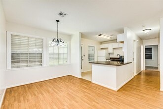 120 Bonita Ave in Galveston, TX - Building Photo - Building Photo