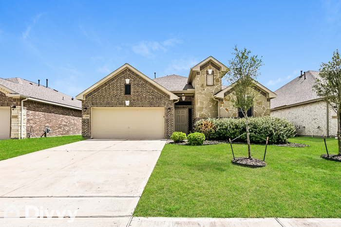 13606 Alaskan Brown Bear Trail in Crosby, TX - Building Photo