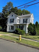 26 Lafayette St in Milford, CT - Building Photo - Building Photo