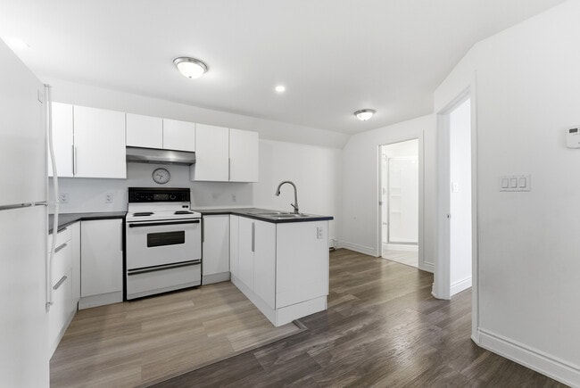 property at 404 Montreal St