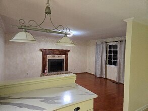 530-526 NE 26th Ct in McMinnville, OR - Building Photo - Building Photo