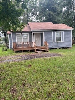 2240 Pin Oak Cir in Haughton, LA - Building Photo