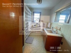 16 State St in New Britain, CT - Building Photo - Building Photo