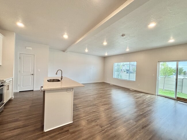 property at 1508 W Sparta Way