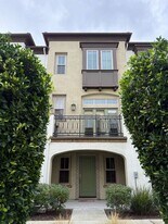 121 Sonoma Ter in Mountain View, CA - Building Photo