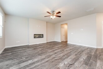 238 Hamilton Pointe Dr in Mcdonough, GA - Building Photo - Building Photo