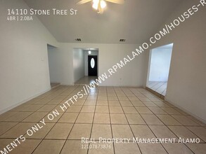 14110 Stone Tree St in San Antonio, TX - Building Photo - Building Photo