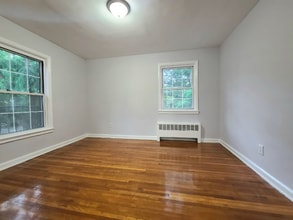 16 Beaumont Pl in Newark, NJ - Building Photo - Building Photo