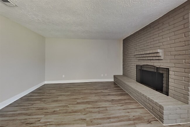 11615 Bonaparte Dr in Cypress, TX - Building Photo - Building Photo