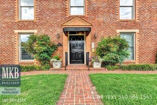 1 23rd St SW in Roanoke, VA - Building Photo