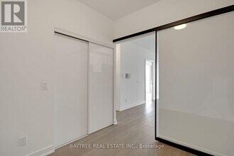 5 Defries St in Toronto, ON - Building Photo - Building Photo