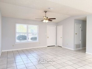 1341 Dog Track Rd in Pensacola, FL - Building Photo - Building Photo