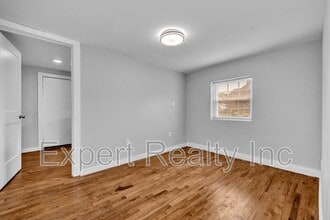 546 55th St in Fairfield, AL - Building Photo - Building Photo