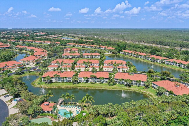 10911 Santa Margherita Rd, Unit 102 in Estero, FL - Building Photo - Building Photo
