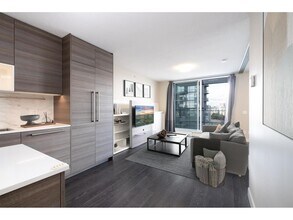 13398-13104 104 Ave in Surrey, BC - Building Photo - Building Photo