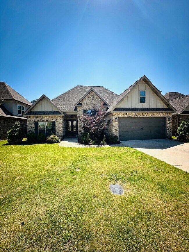 202 Landings Pointe Ln in Warner Robins, GA - Building Photo - Building Photo