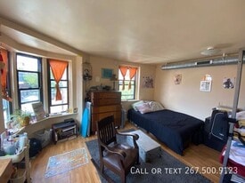 252 South St in Philadelphia, PA - Building Photo