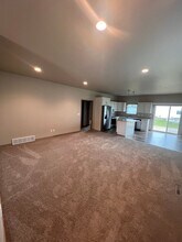 744 Prairie Ave in Horace, ND - Building Photo - Building Photo