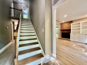 5635 Falkirk Dr in Durham, NC - Building Photo - Building Photo