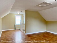 309 E 14th St photo'