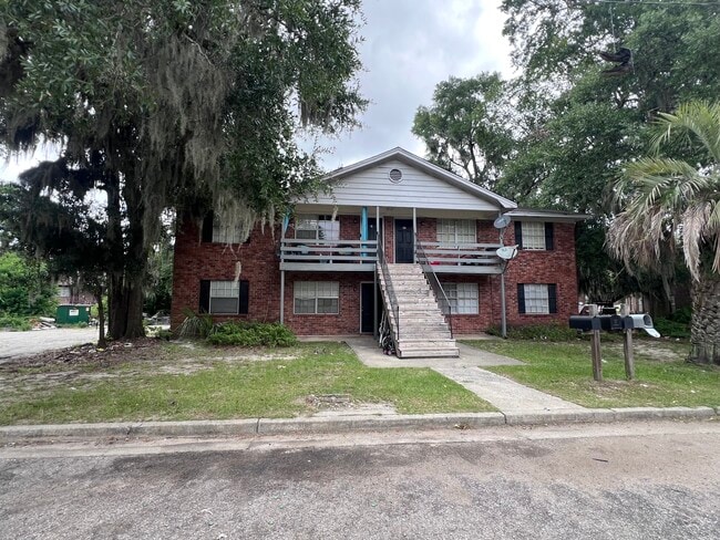 6 Oak Forest Ln, Unit A