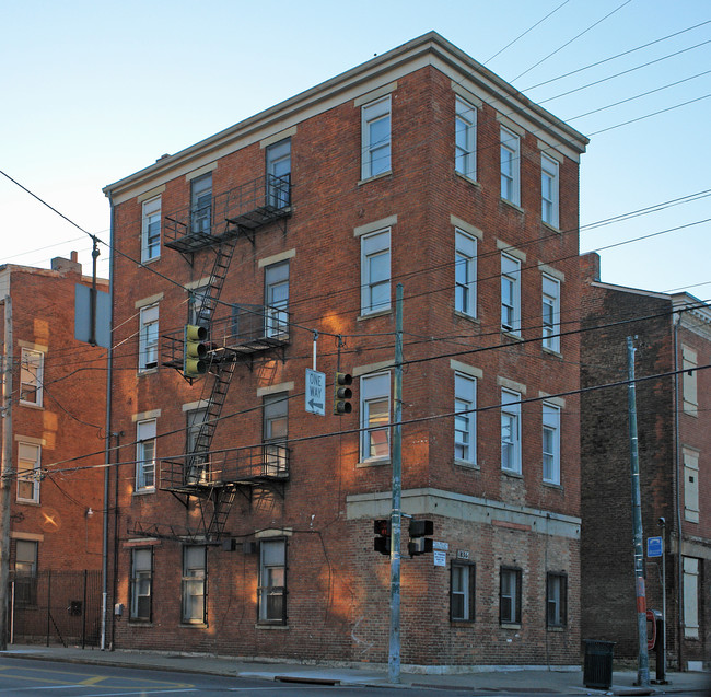 1830 Elm St in Cincinnati, OH - Building Photo - Building Photo