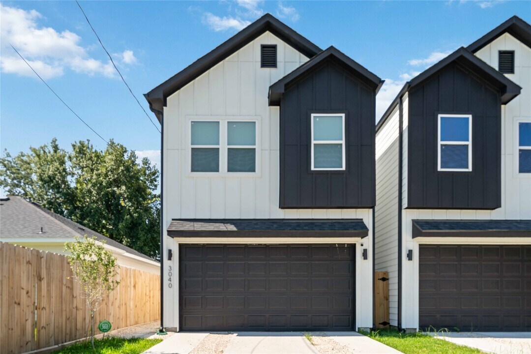 3040 Webster St in Houston, TX - Foto de edificio