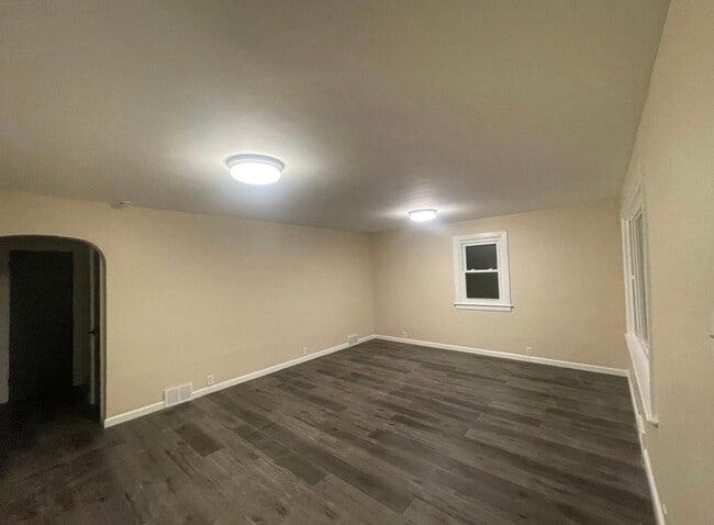 350 4th St in Fullerton, PA - Foto de edificio - Building Photo