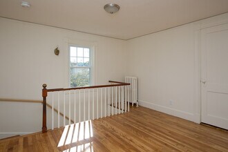 352 Thoreau St in Concord, MA - Building Photo - Building Photo