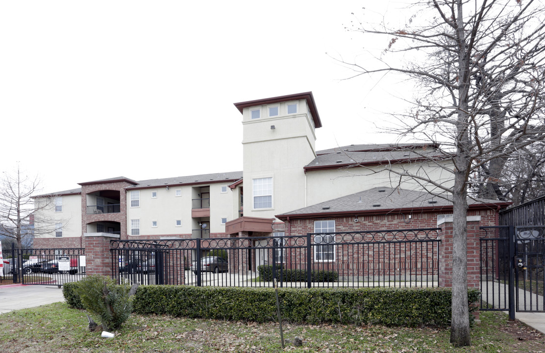 Edgewood Manor Senior Living in Dallas, TX - Foto de edificio