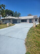 641 NW Billiar Ave in Port St. Lucie, FL - Building Photo