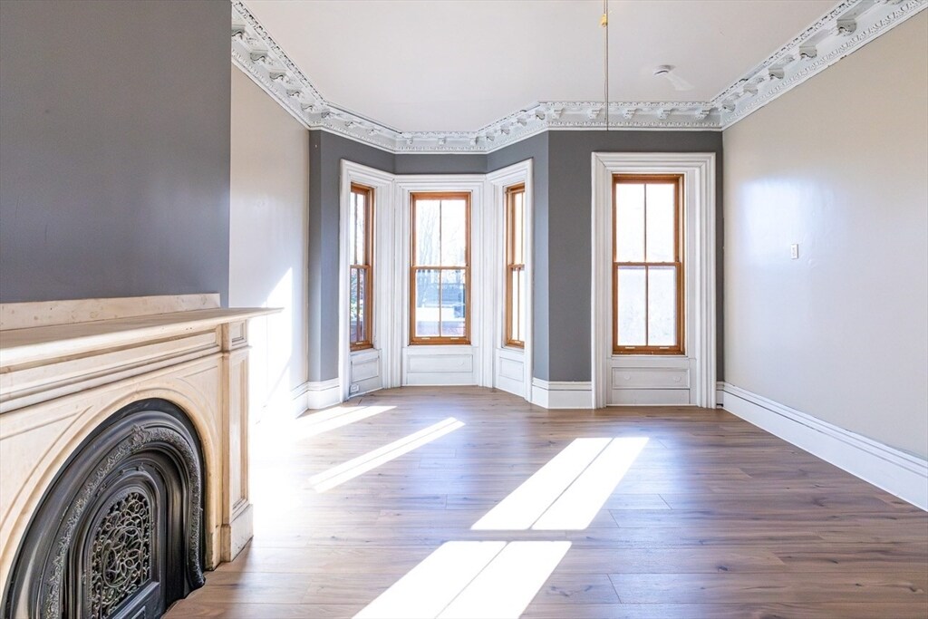 241 Northampton St, Unit 3 in Boston, MA - Building Photo