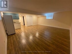 530 Isaiah Cres in Kitchener, ON - Building Photo - Building Photo