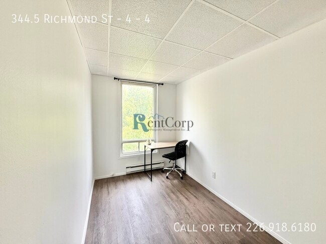 344.5 Richmond St in London, ON - Building Photo - Building Photo