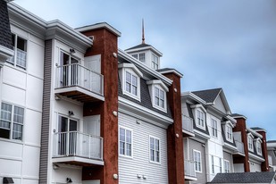 Lincoln Park III Apartments