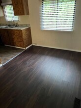 1448 Harbor Dr in Springfield, OR - Building Photo - Building Photo