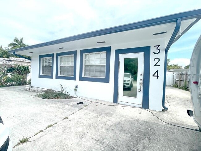 property at 324 SW 22nd St