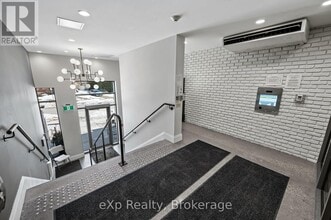 63 Arthur St S in Guelph, ON - Building Photo - Building Photo