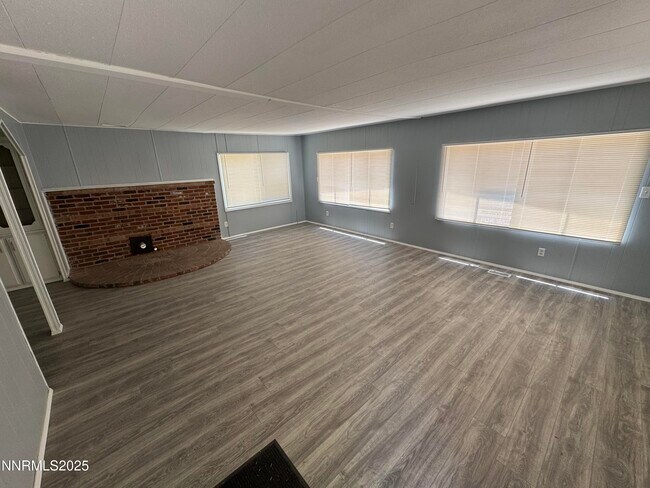 155 Molly Cir in Sun Valley, NV - Building Photo - Building Photo