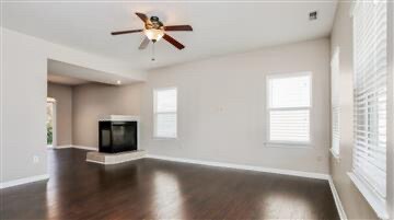 1027 Glengarry Dr in Wentzville, MO - Foto de edificio - Building Photo