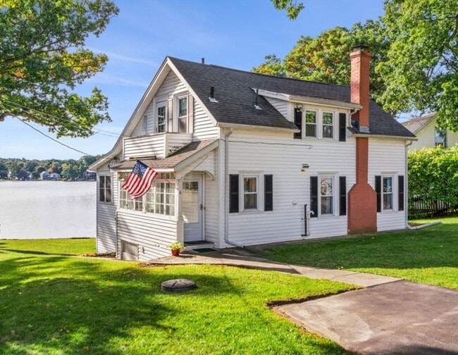 property at 6 Davis Way